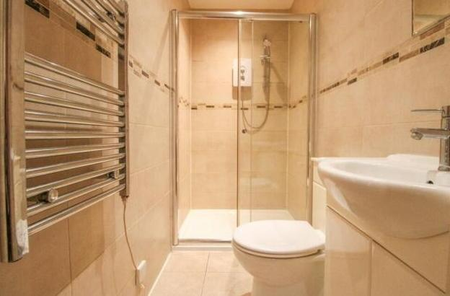 1 bedroom flat to rent - Photo 2