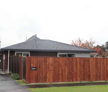 Tidy 2 bedroom - Photo 5