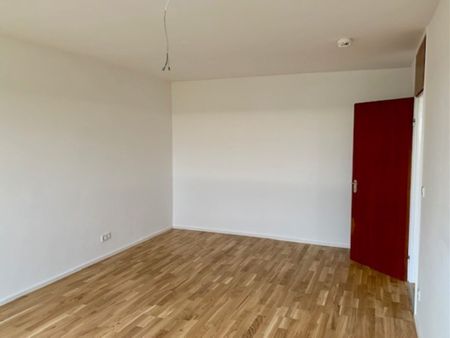 Mietwohnung in Nürnberg - 3 Schlafzimmer, 2 Loggien und schöner Grundriss - Photo 4