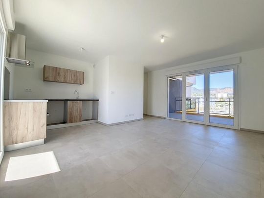 Location Appartement 3 pièces 62m² AJACCIO 20000 - Photo 1