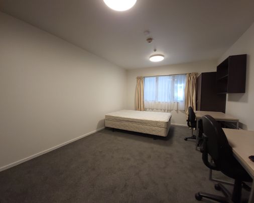 Studio Apartment for Rent at Martin Square – 316/12 Martin Square - Photo 1