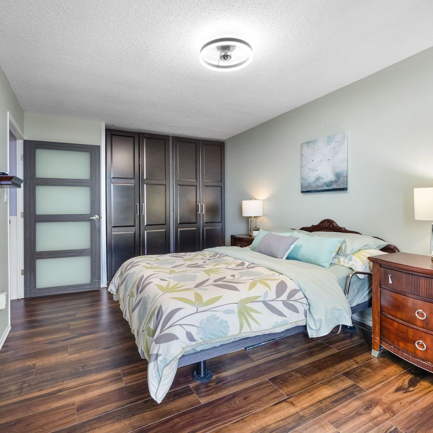 For Lease - 1025 RICHMOND RD #2305 Road, Woodroffe, Ontario - Photo 1