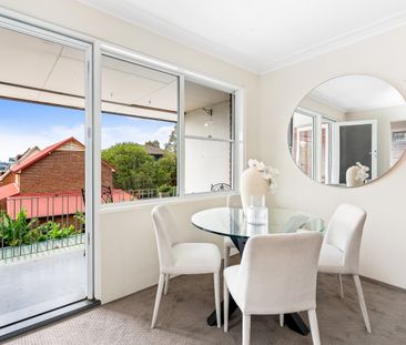 Perfect Two Bedroom Lifestyle Apartment - Photo 3