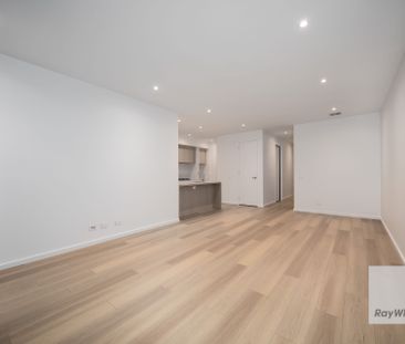 Beautiful Family Home - Photo 1