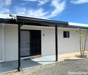 Walk to the Esplanade - Spacious Unit - Photo 2