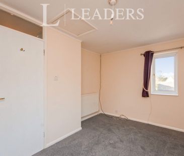 1 bedroom house to rent Stonefield Way, Burgess Hill, West Sussex, ... - Photo 5