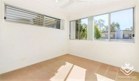 For Rent â Modern 3-Bedroom Townhouse Next to Boondall Park - Photo 2