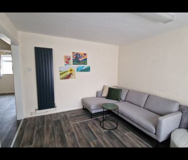 2 Bed Flat, Buckfast Close, LE5 - Photo 2