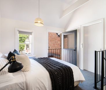 Stylish Living in a Prime South Melbourne Pocket - FULLY FURNISHED - Photo 6