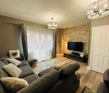 Parc Panteg, Griffithstown, Pontypool, NP4 - Photo 1