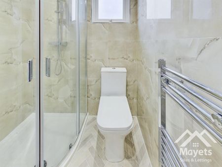 5 bedroom terraced house to rent - Photo 2