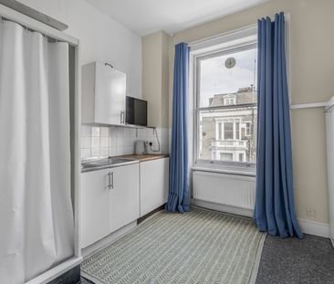 Castletown Road, London, W14 - Photo 5