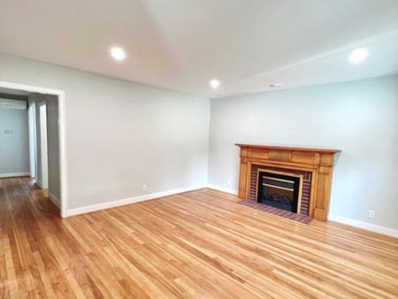 Spacious 3 Bed 1 Bath Home | 3308A Ashburn Avenue West End Halifax | $2295 Available Now - Photo 2