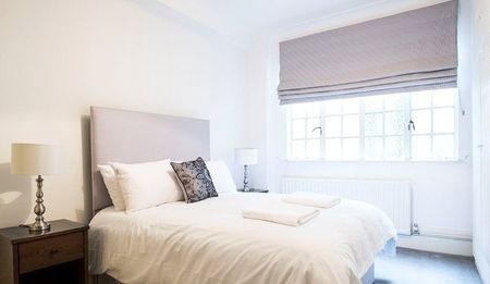 5 bedroom flat with 2 receptions and 2 bathrooms in London, NW8 - Photo 5