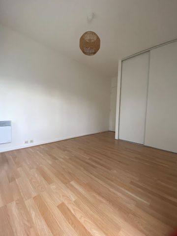 Location Appartement 3 pièces 61m² - Photo 3