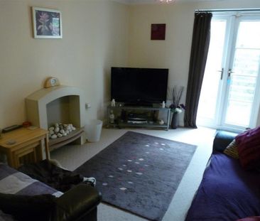 2 bedroom House To Let - Photo 1