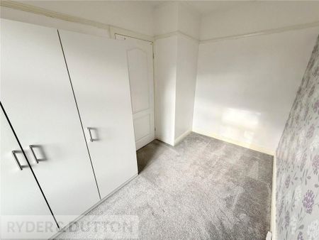 2 bedroom semi-detached house to rent - Photo 3