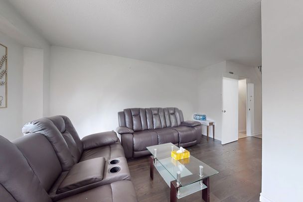 For Lease - 1121 Sandhurst Circle Unit# 20, Toronto, Ontario - Photo 1