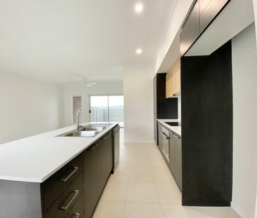 2 Willandra Way, Edgeworth - Photo 2