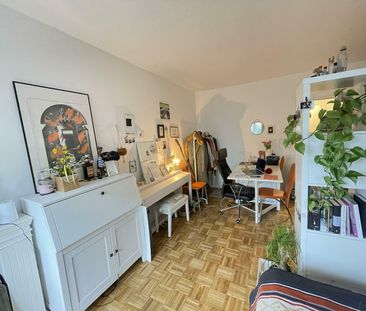 TOP-ZUSTAND! Kleines Raumwunder mit Eigengarten und Parkplatz Nähe ... - Photo 2