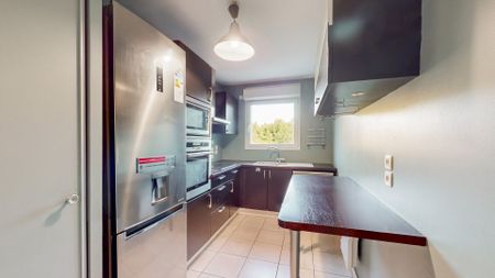 Location appartement 4 pièces, 91.89m², Le Plessis-Robinson - Photo 3