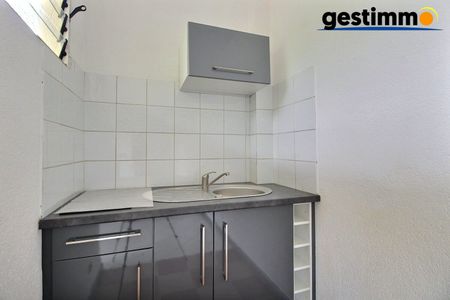 Location Appartement 1 pièce 20m² CAYENNE 97300 - Photo 2