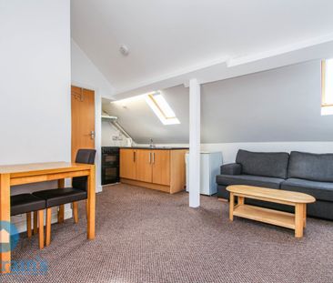 1 bed Studio for Rent - Photo 2