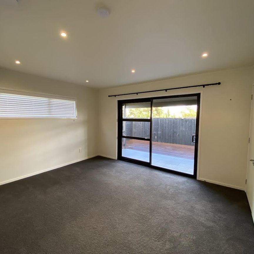 Property Management66 Tauhinu Road, Greenhithe - House for Rent - Photo 1