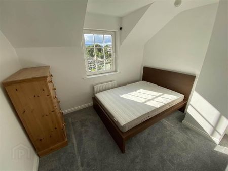 3 Priory Park, Off Bangor Road, Holywood, BT18 0LG - Photo 3