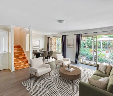 “Charming 3-Bedroom Townhouse in Forest Lake” - Photo 6