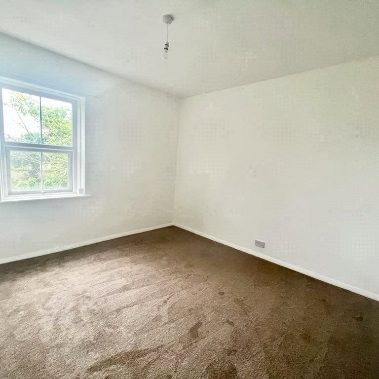 2 bedroom house to rent - Photo 1