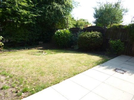 Dovedale Close, Preston - Photo 2