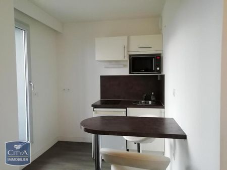 Location Appartement 1 pièce 27m² TOURS 37000 - Photo 2