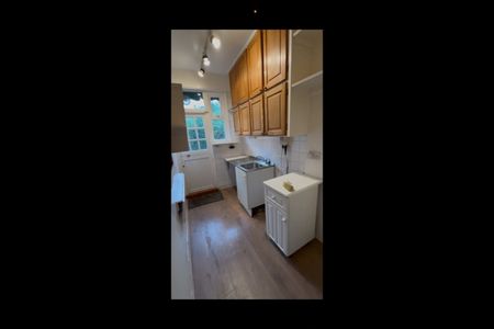 3 Bed Terraced House, Galloway Road, W12 - Photo 4