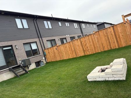 For Lease - 4 Faith Street, Cambridge, Ontario - Photo 2