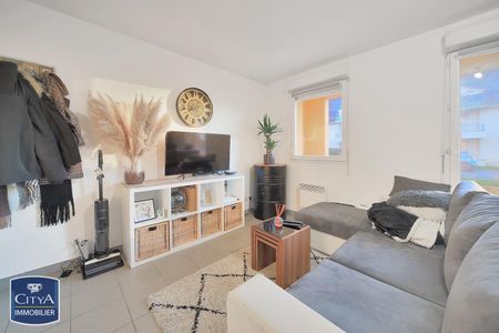 Location Appartement 2 pièces 47m² PECQUENCOURT 59146 - Photo 4