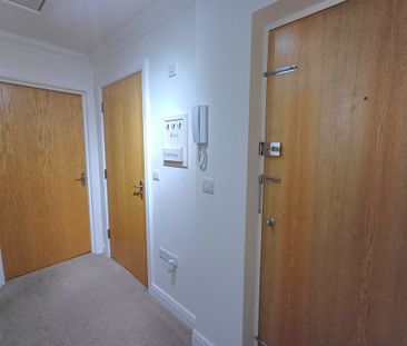 Alumhurst Road, Bournemouth - Photo 1