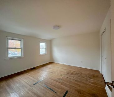 For Lease - 61 Richbourne Court, Toronto, Ontario - Photo 6