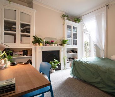 Spacious, modern and right behind Cardiff Uni SU! - Photo 6