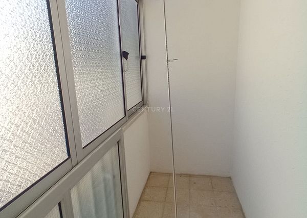 Apartamento T1 para Arrendamento no Forte da Casa