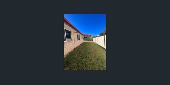 Neat & Tidy Three-Bedroom Home in Convenient Location - Photo 3