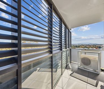 Brand New 2-Bedroom Apartment with Rooftop Pool and Stunning Views in Gungahlin - Photo 2