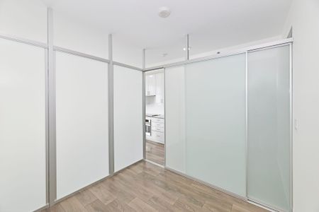 For Lease - 426 University Avenue Unit# 1106, Toronto, Ontario - Photo 3