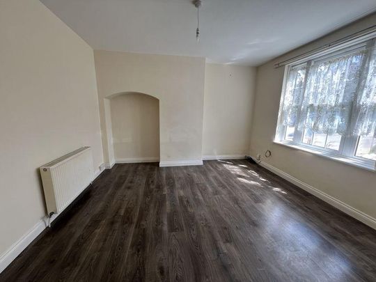 2 bedroom property to rent - Photo 1