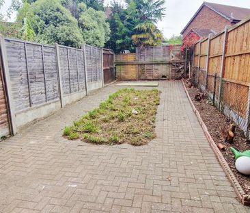 2 bedroom semi-detached house to rent - Photo 4