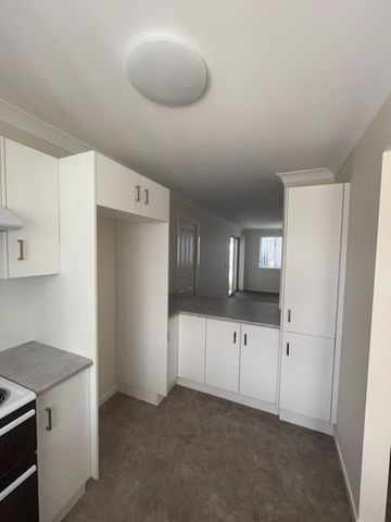 Home For Rent - Photo 3