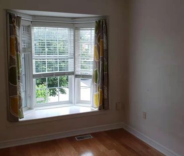 For Lease - 25 Ruby Crescent, Richmond Hill, Ontario - Photo 6