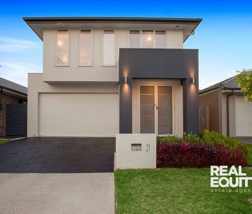 The Perfect Combination of Stylish & Convenient Living in Georges Fair - Photo 1