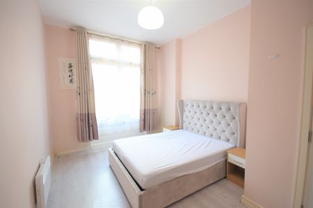 3 Bed Flat, Thomas Lane, BS1 - Photo 2