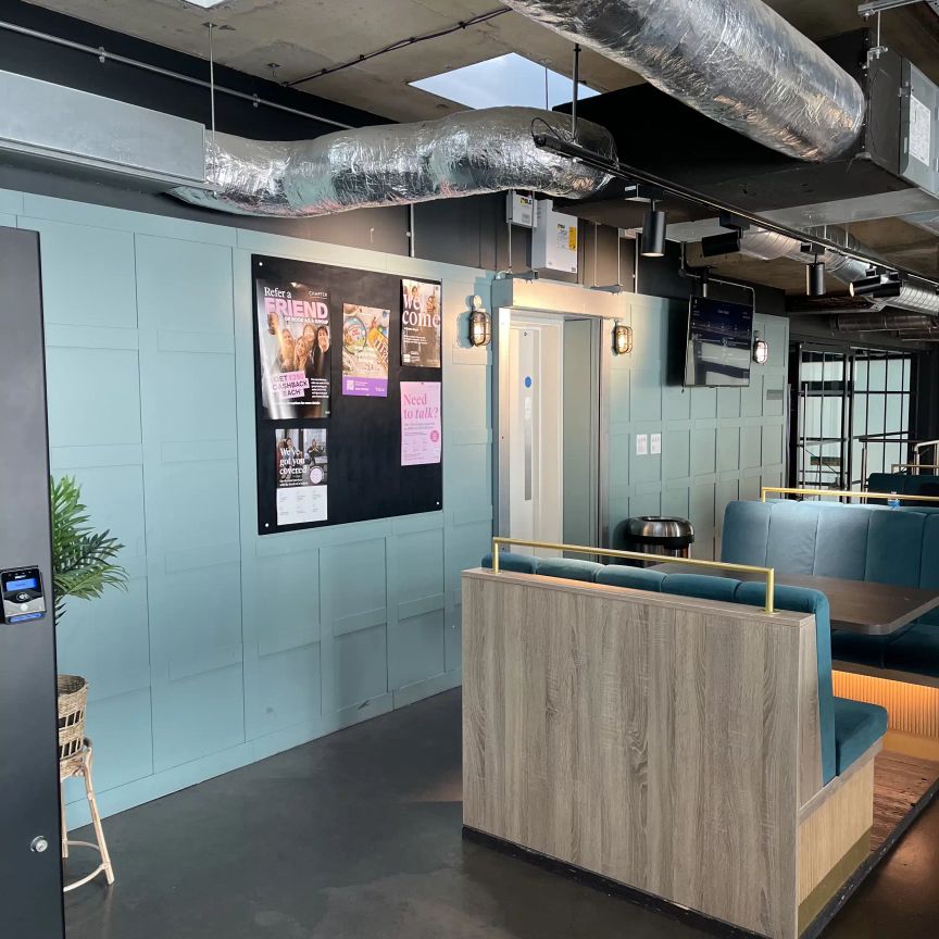 Bronze Ensuite - Photo 1